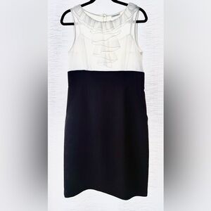 Vintage Calvin Klein cocktail dress with pockets ❣️